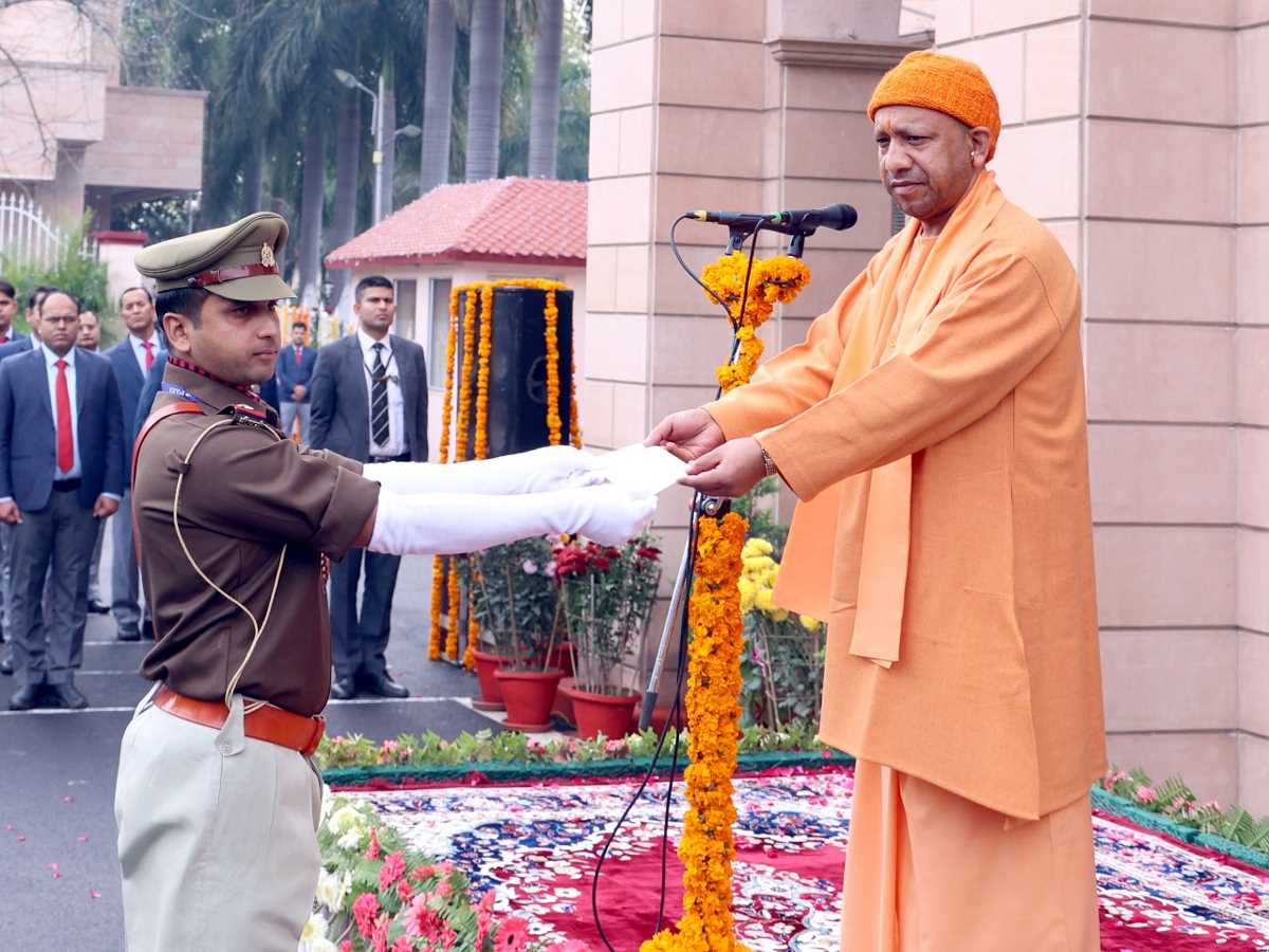 एक नए यूपी को स्थापित करने में अपनी भूमिका का निर्वहन करें प्रदेशवासी : सीएम योगी